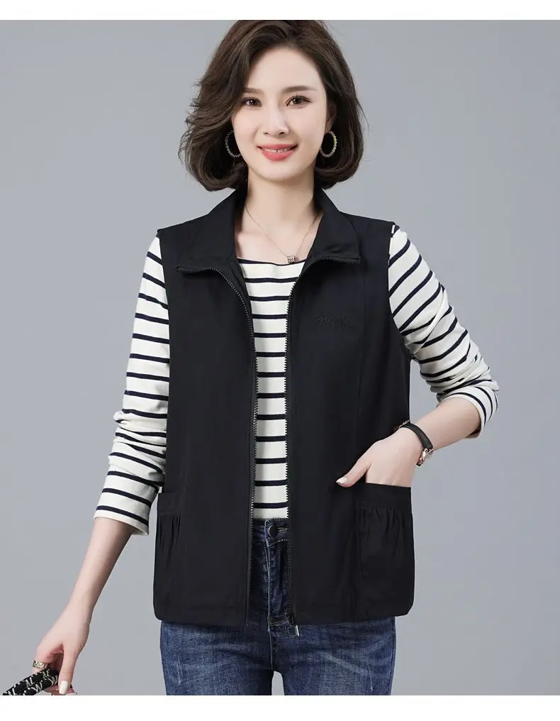 2026 Spring Autumn New Vest jacket Women's Loose Turn-down Collar Casual Sleeveless Coat Fashion Short Waistcoat Top Female