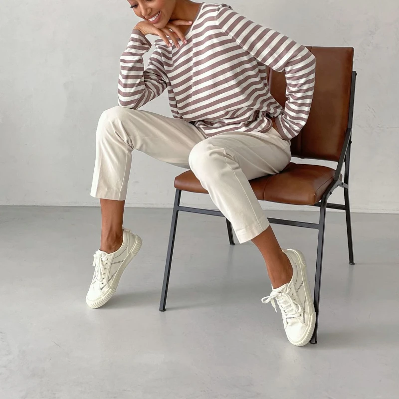 Bornladies Knitted Stripe Sweater Women 2025 Autumn Winter Loose Casual Thick Pullovers Female Warm Long-sleeved Round Neck Tops