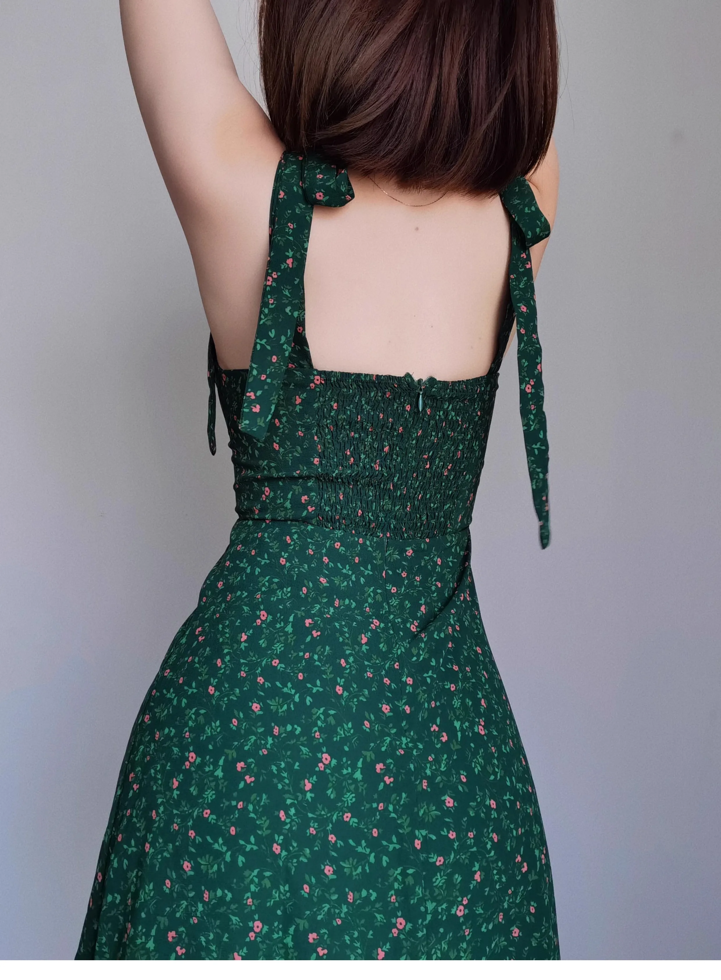 French Style Retro Dark Green Floral Dress Women 2024 Summer Sweetheart Neckline Cinching Waist Slim A-line Short Dress V1JD