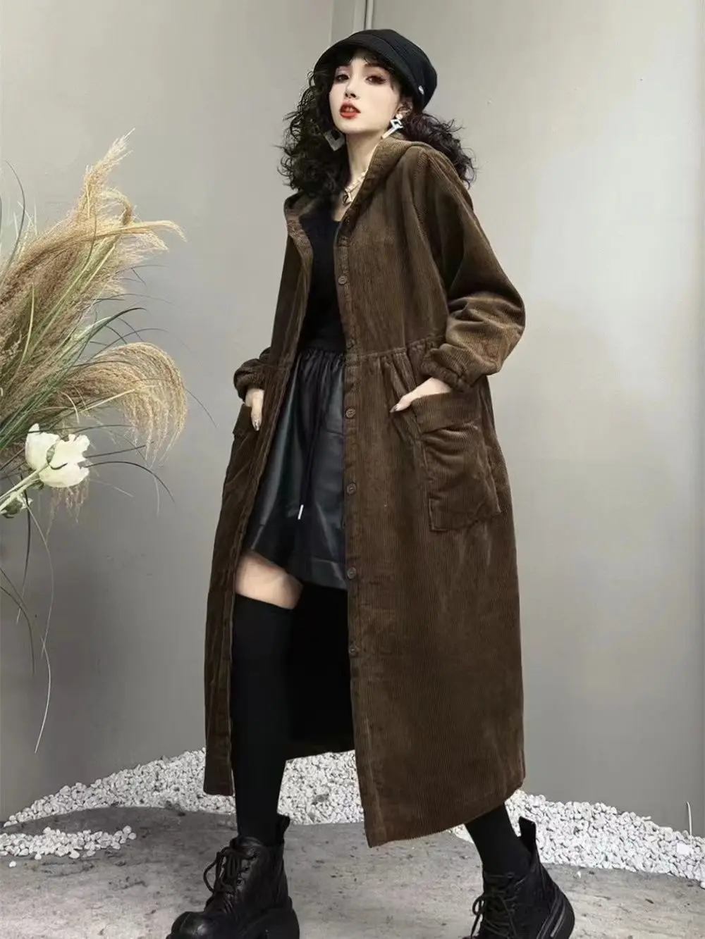 2026 Autumn and Winter Thick Coat Fashion Large Brown Windbreaker Big Pocket Women's Loose Versatile Corduroy Hooded Coat 6XL