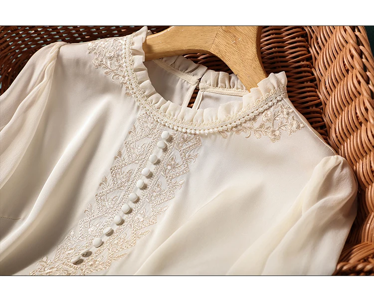 New Spring embroidery shirts for ladies Fashion chiffon sleeve Women's blouses blusa mujer