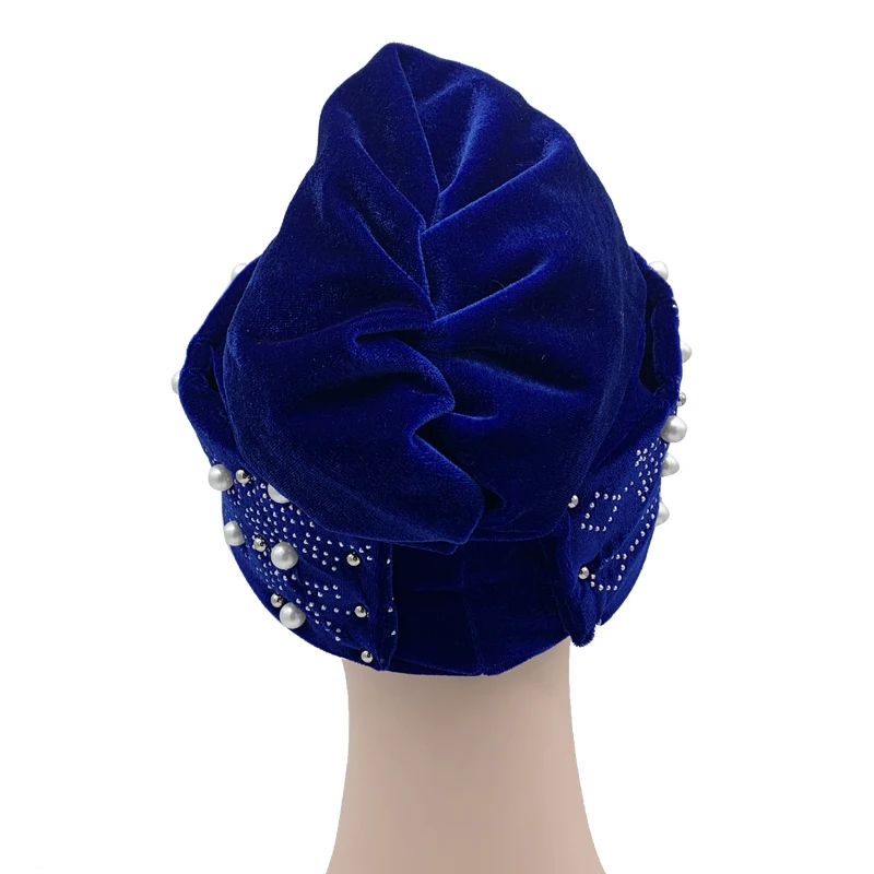 2022 Lastest Beading Turban Bonnet for Women Soft Velvet Hijab Turbans Muslim Head Wraps Islamic Headwear Turbante Mujer