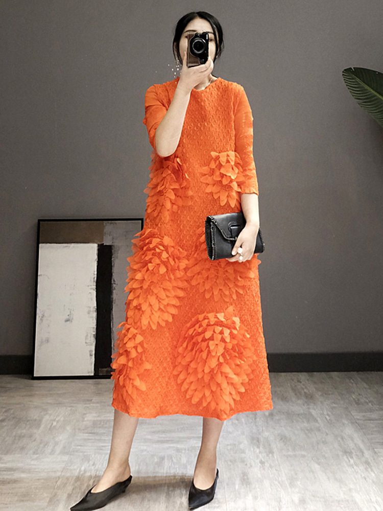 A Flower Of Dressed Folds For Long-sleeved Women In A Loose Corn Solid Color Ladies Fashion Clothes Summer 2025 Women Clothing