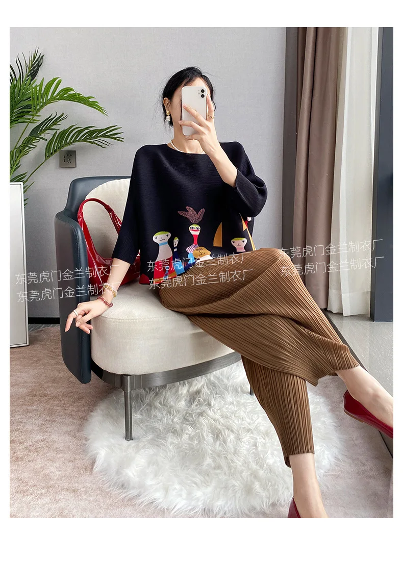 Miyake Pleated Women's Fashion Tops Loose Plus Size Hundred Matching Printed Seven-minute Sleeve T-shirt 2024 Spring Autumn New