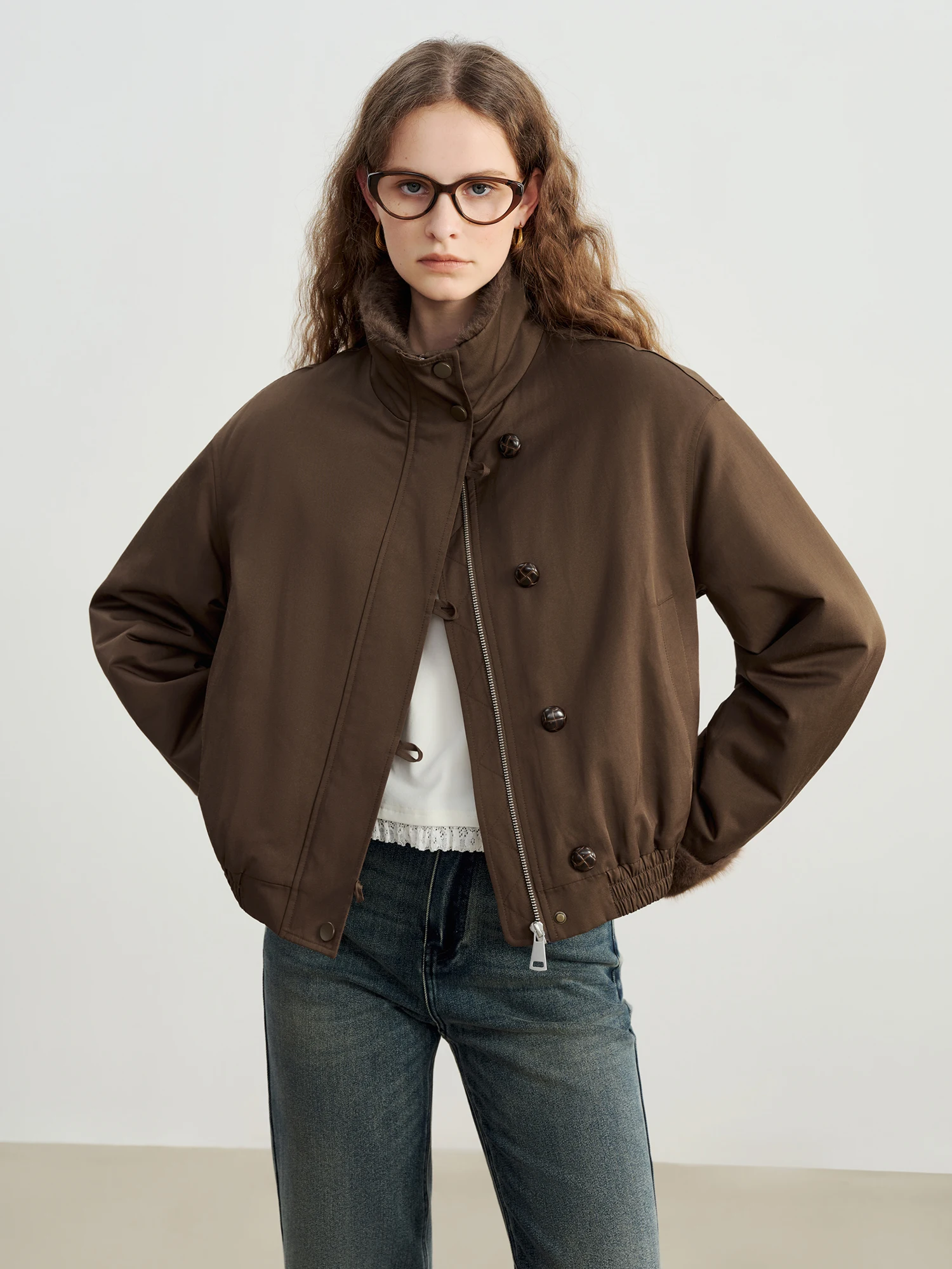 ZIQIAO 2025 Autumn/Winter New Arrival Vintage Faux Mink Stand Collar Jacket for Petite Barnes-Style Thickened Short Coat Warmth