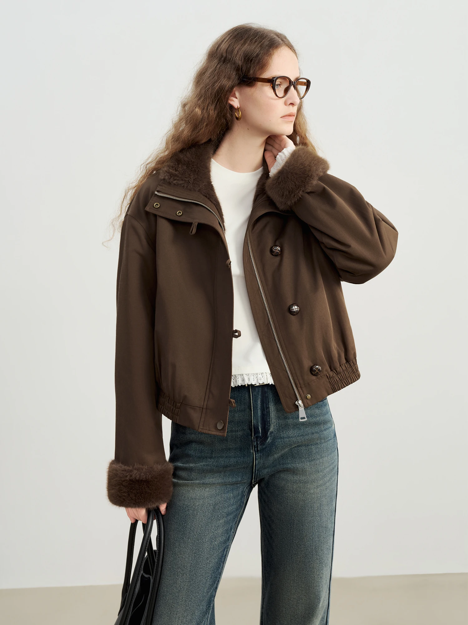 ZIQIAO 2025 Autumn/Winter New Arrival Vintage Faux Mink Stand Collar Jacket for Petite Barnes-Style Thickened Short Coat Warmth