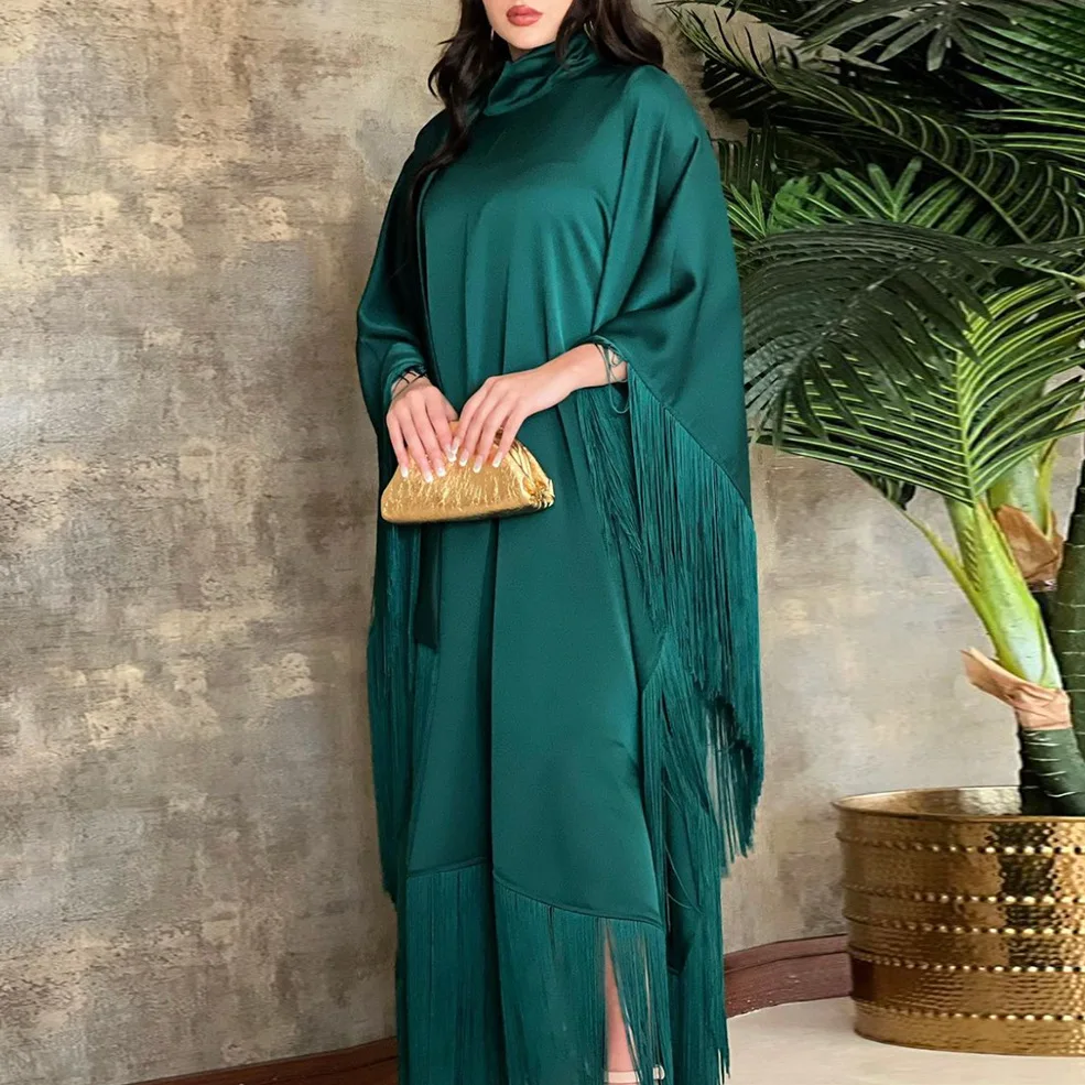 Customized Muslim Woman Bat Sleeve Tassel Abaya Kaftan High Fashion Dresses Modest Party Evening Dress Middle East Muslim Robe