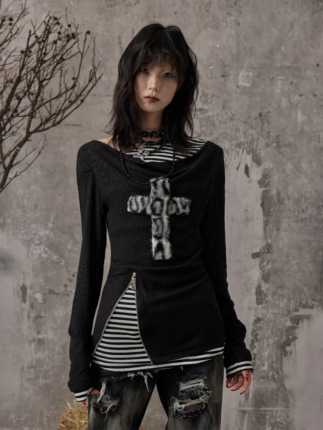 Karrcat Grunge Aesthetics Fake Two-piece Tops Trashy Y2k Long Sleeve Knitted Tops Wasteland Punk Patchwork Tops Gothic Vintage
