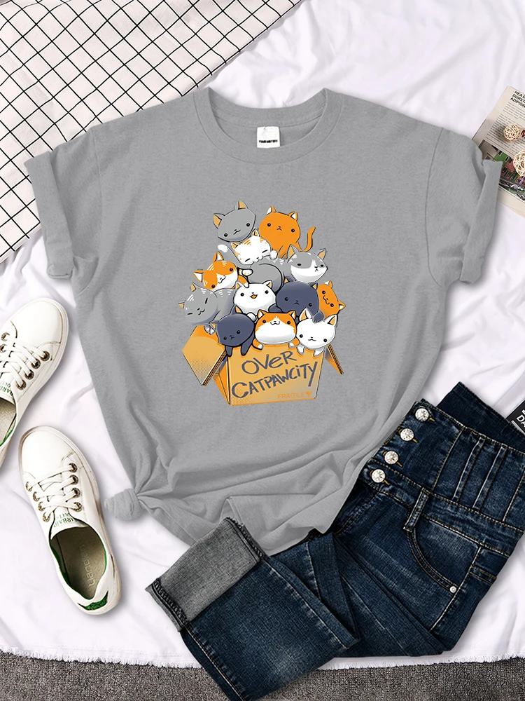 Womany Cats Gathered In The Printing Woman Tshirt Leisure Creativity T Shirt Summer Newtop Crewneck Breathable Woman T Shirts