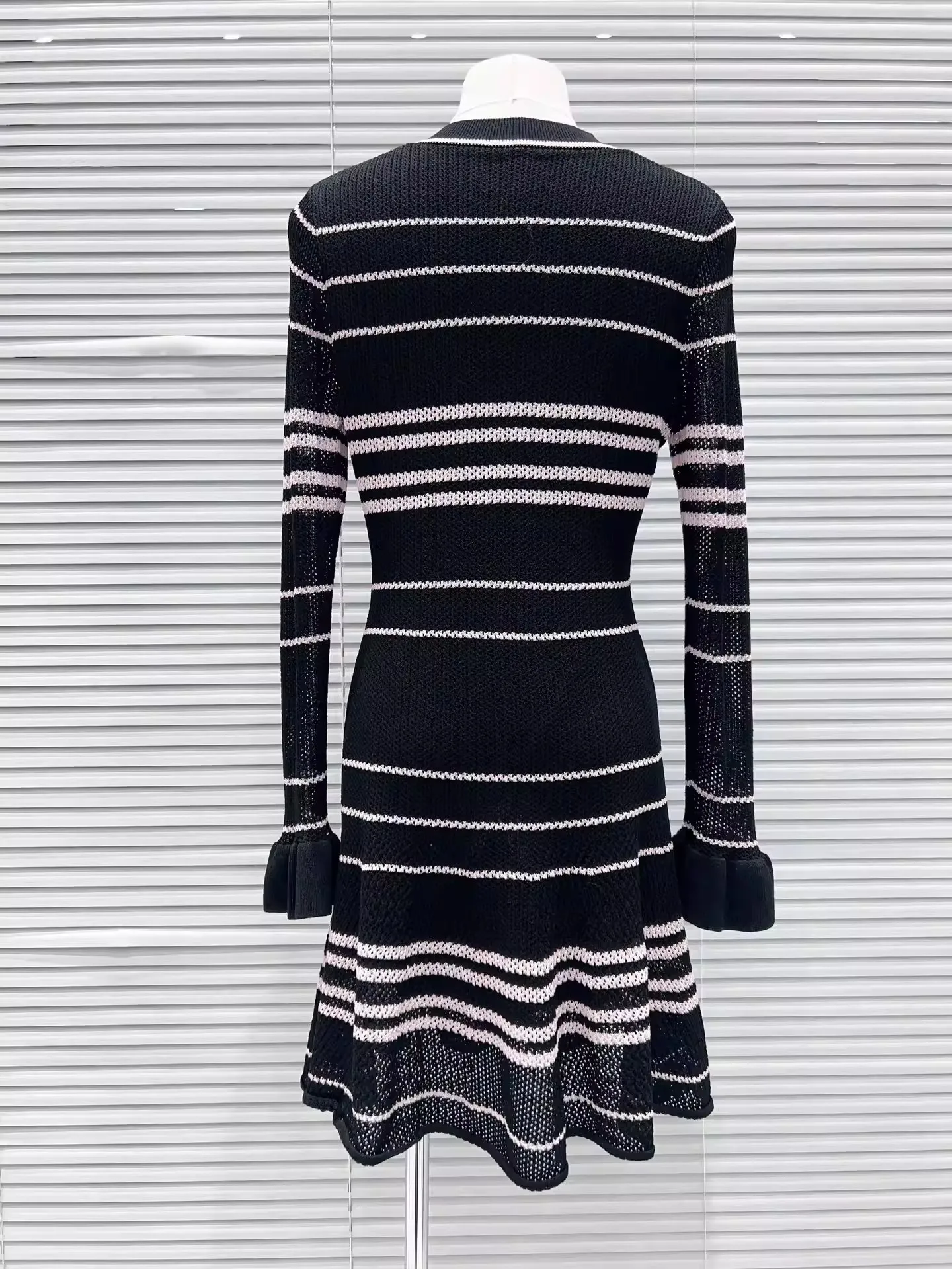 2026 Spring New Women's SweetLong-Sleeved Striped Knit Dress High-Quality FashionableCasual Vacation Elastic Slim Fit Long Dress