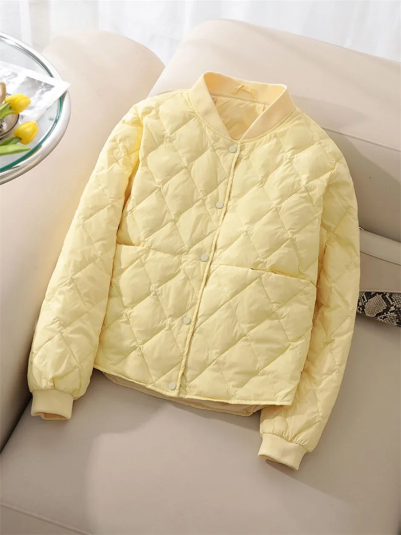 2025 New Lightweight Hooded Down Cotton Women Wear Fashion Short Coat Qulited Autumn Winter Cotton-Padded Jacket Female Black