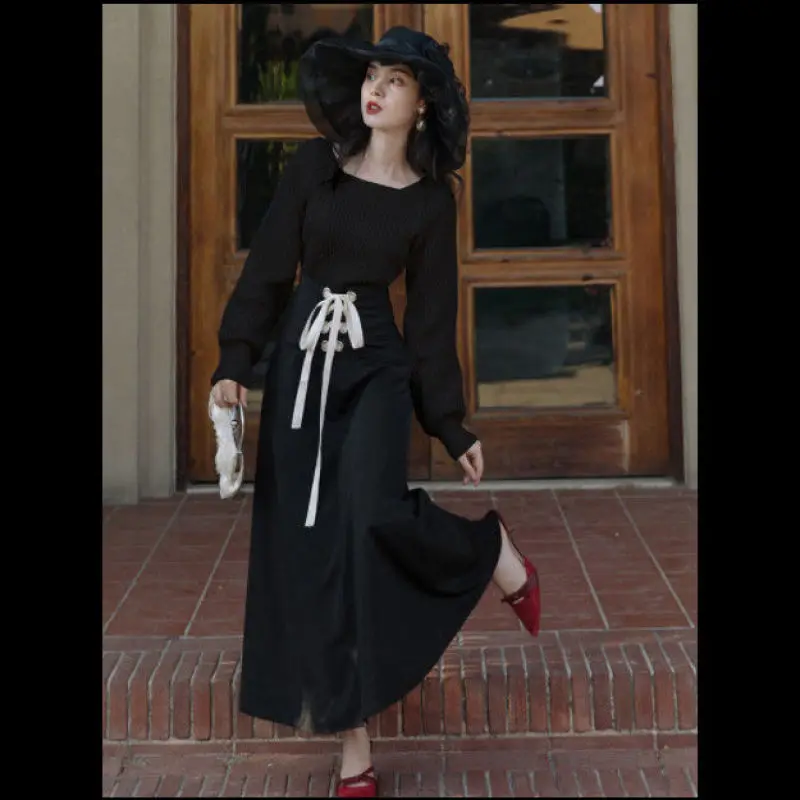 2025 New Korean Women's Graceful Vintage Clothing Lady Square Collar Sweater Red Skirts Outfits French Long Sleeve Knit Pullover