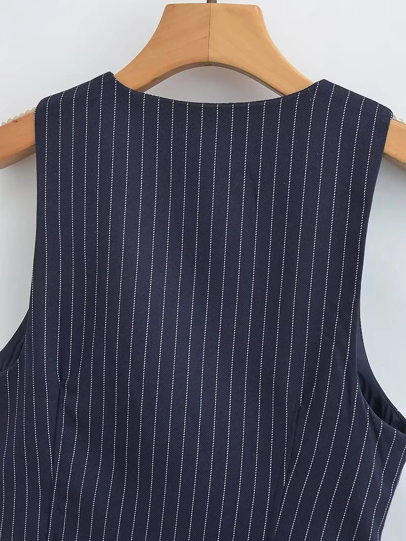 KEYANKETIAN Summer New Hidden Buckle Navy Blue Striped Vest British Style Women's V-Neck Slim Short Cardigan Sleeveless Top
