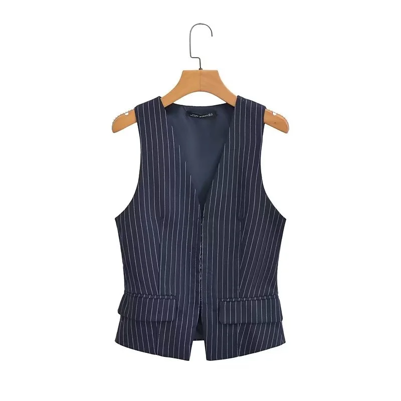 KEYANKETIAN Summer New Hidden Buckle Navy Blue Striped Vest British Style Women's V-Neck Slim Short Cardigan Sleeveless Top