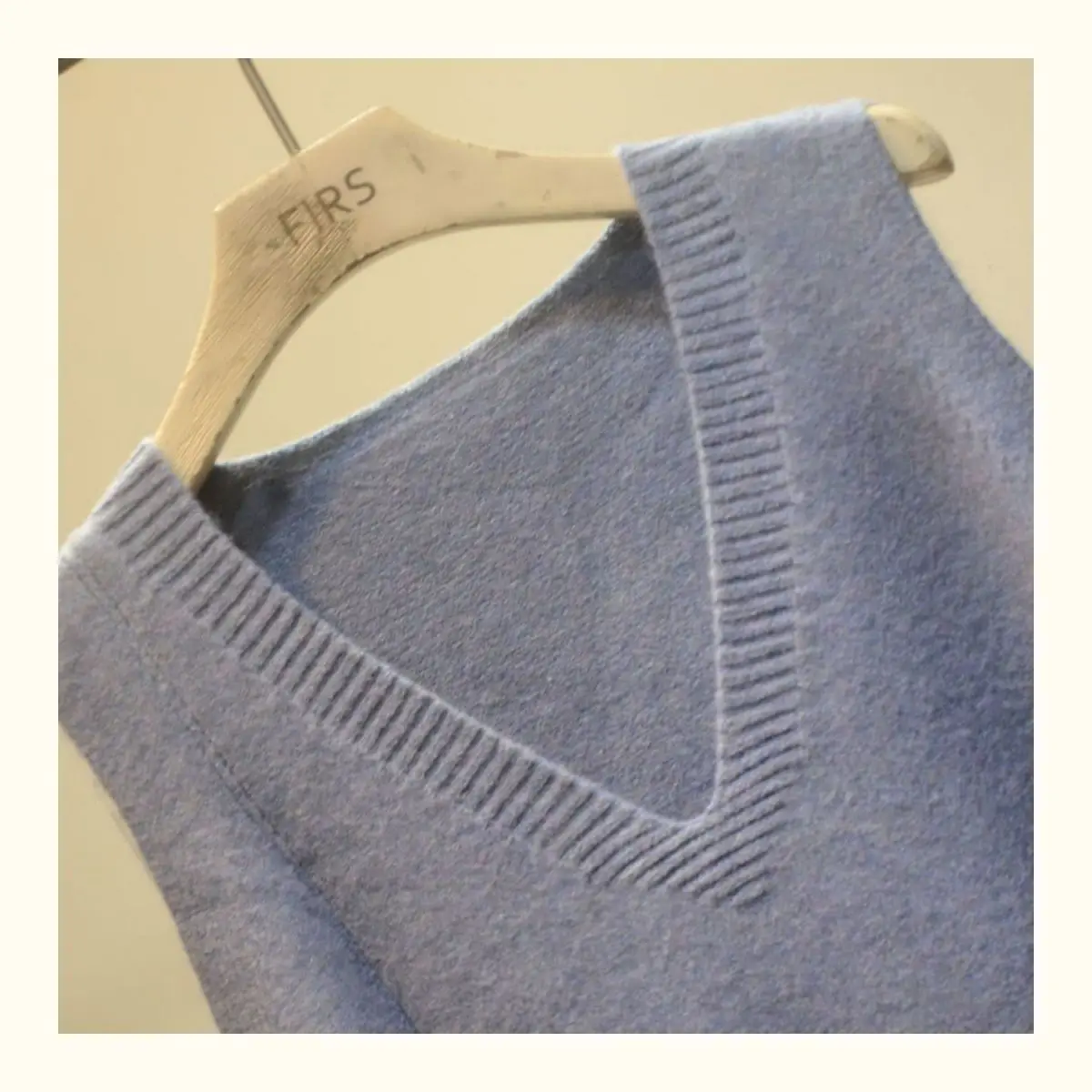 New Knit Sweaters Vest Winter Jacket Women Sleeveless Vests Coats Korean Fashion Loose Pullover V-neck 2022