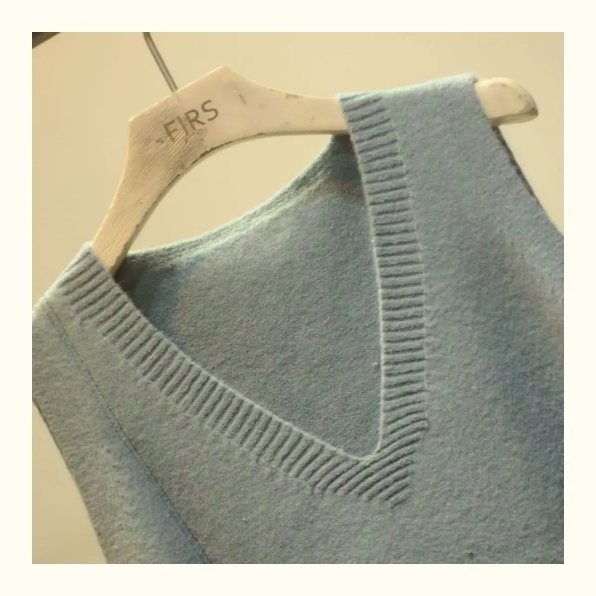 New Knit Sweaters Vest Winter Jacket Women Sleeveless Vests Coats Korean Fashion Loose Pullover V-neck 2022