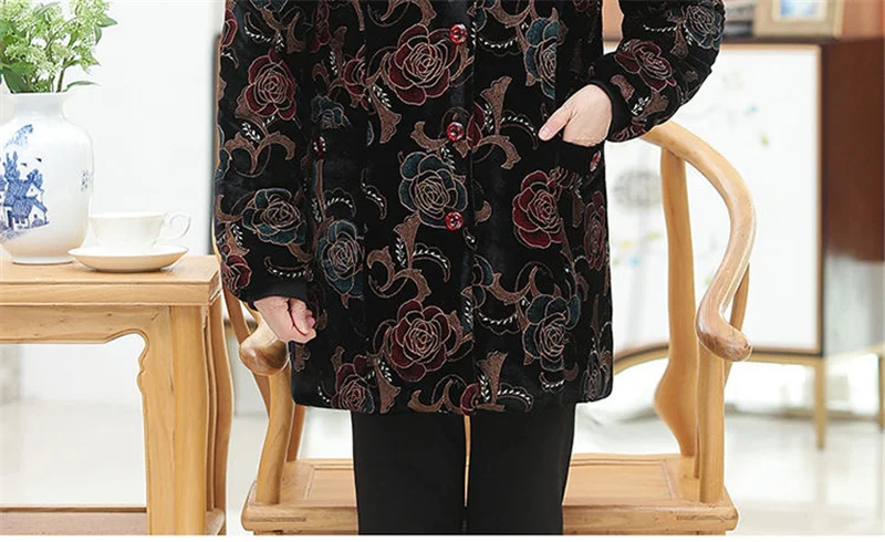 Women Cotton-Padded Coat Middle-Aged Elderly Mother Winter Clothes Women Parkas Velvet Thick Warm Quilted Jacket Outerwear 5XL