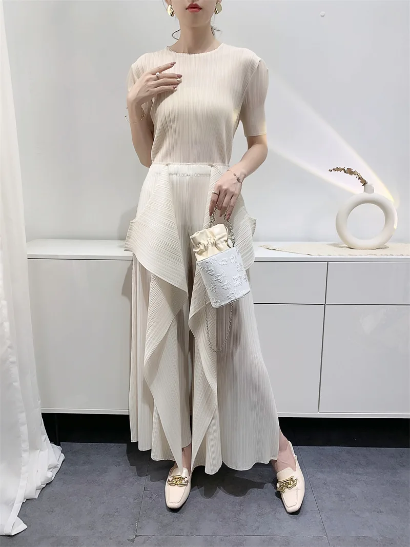 Miyake Pleated Pants Women's Wide Leg Pants Loose Design Fashion Niche Irregular Comfortable Casual 2025 Summer New Trousers