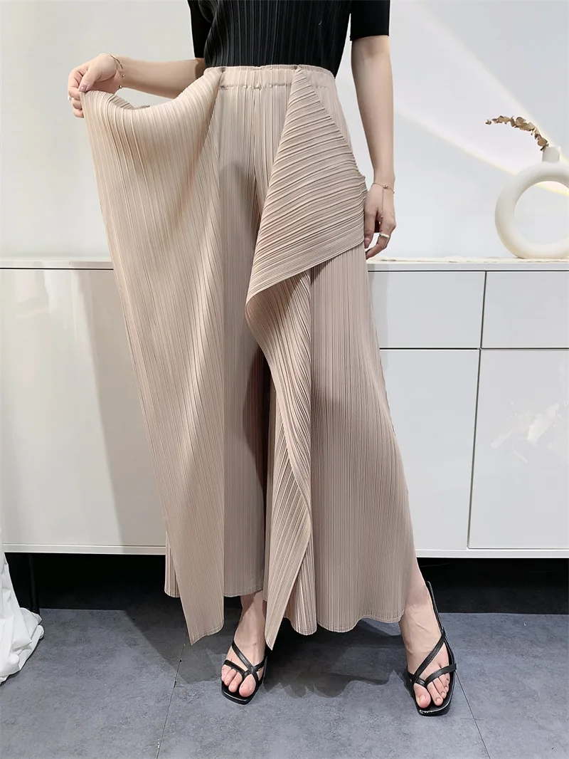 Miyake Pleated Pants Women's Wide Leg Pants Loose Design Fashion Niche Irregular Comfortable Casual 2025 Summer New Trousers
