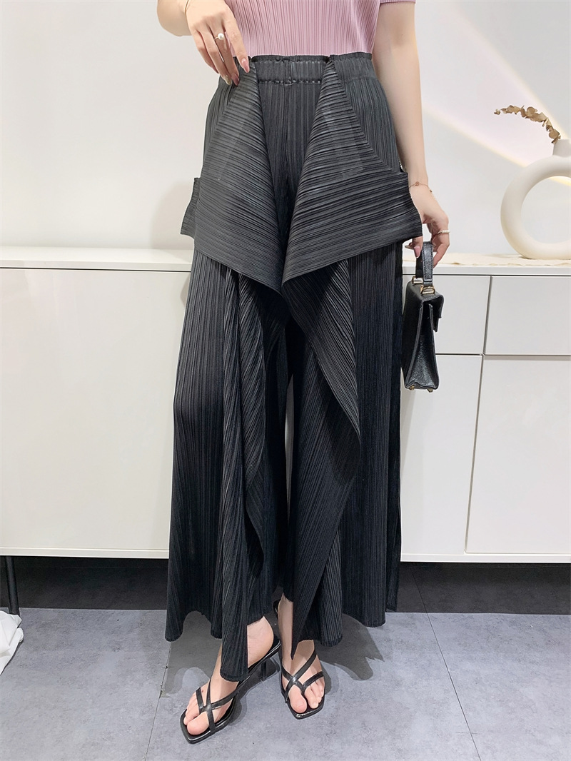 Miyake Pleated Pants Women's Wide Leg Pants Loose Design Fashion Niche Irregular Comfortable Casual 2025 Summer New Trousers