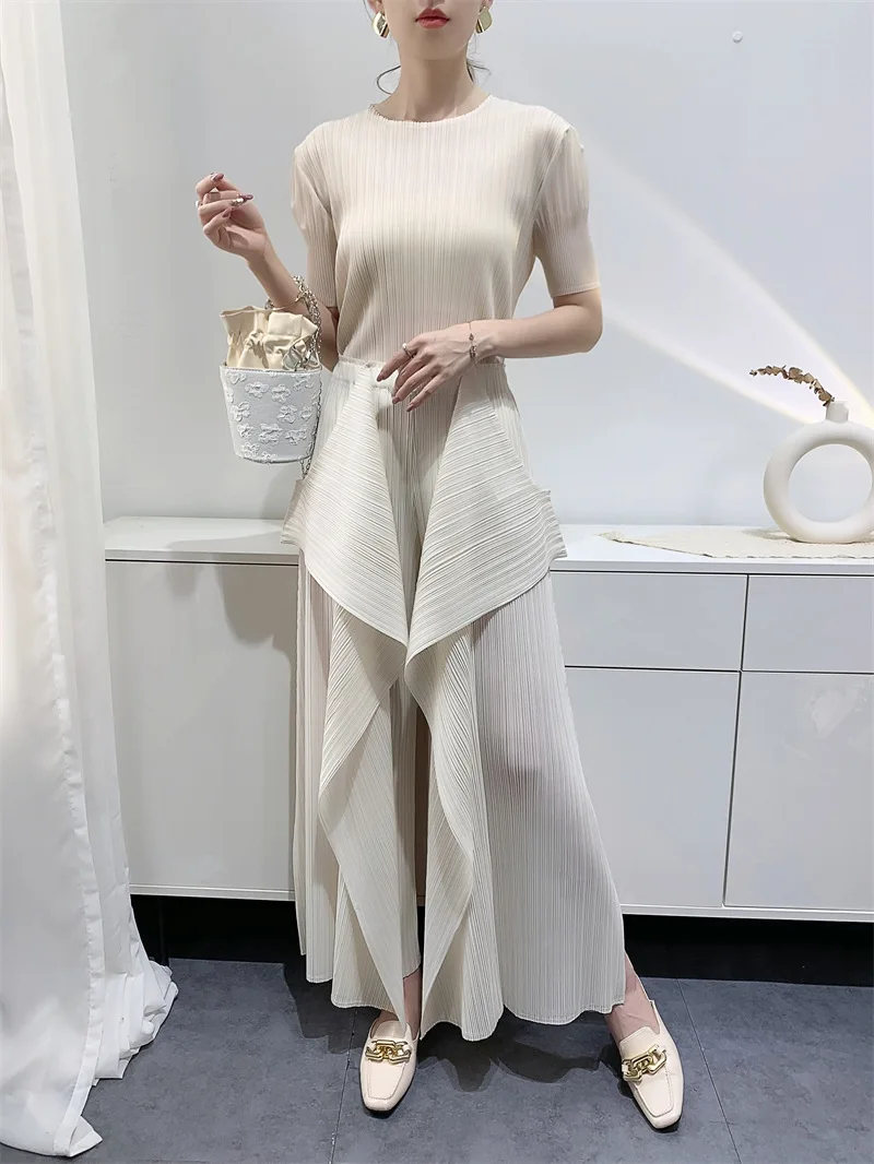 Miyake Pleated Pants Women's Wide Leg Pants Loose Design Fashion Niche Irregular Comfortable Casual 2025 Summer New Trousers