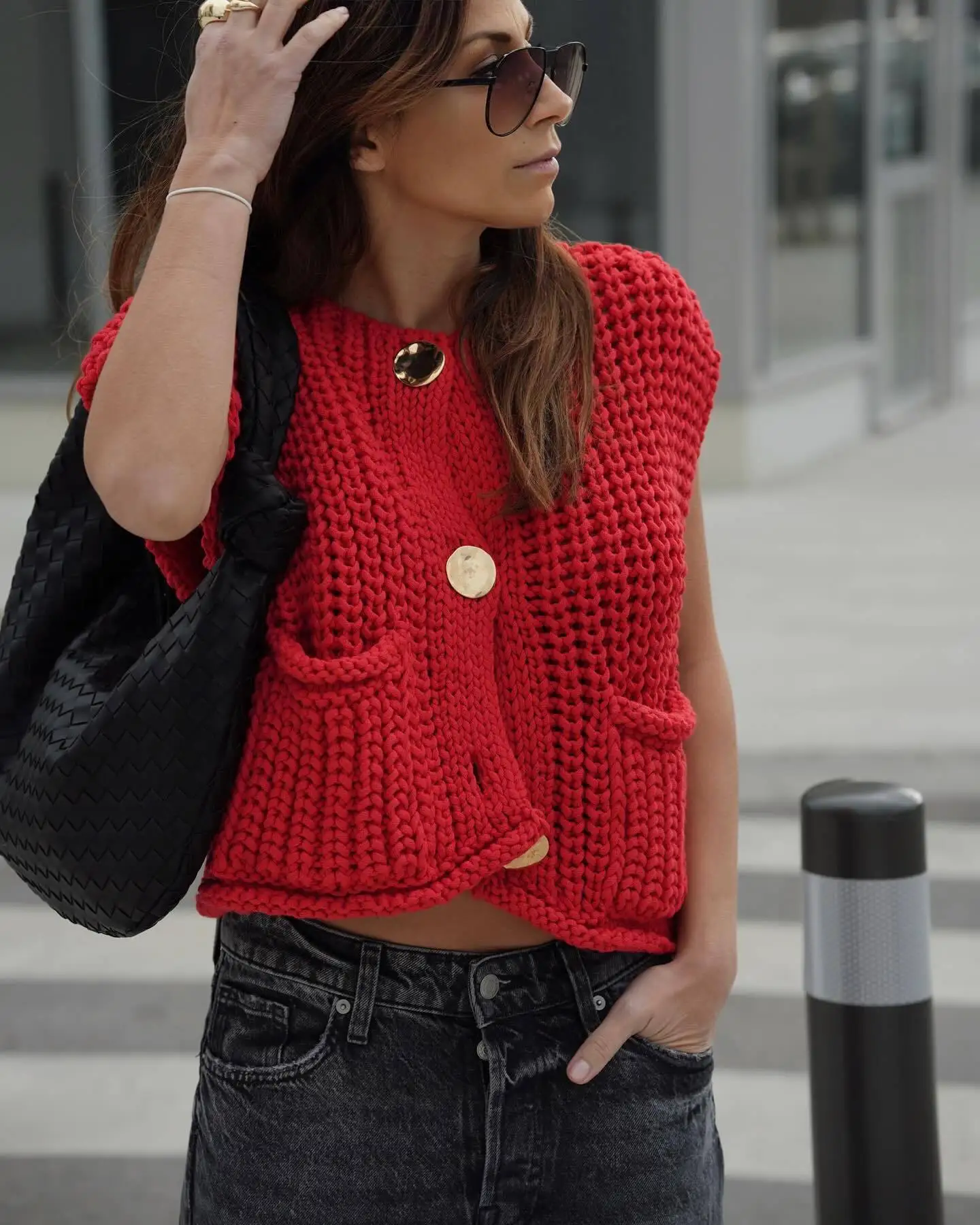 2025 Fall Clothes Korean Fashion Sweater Vests Women V Neck Blue Button-Up Front Pockets Sleeveless Cable Knit Cardigan Vest Red
