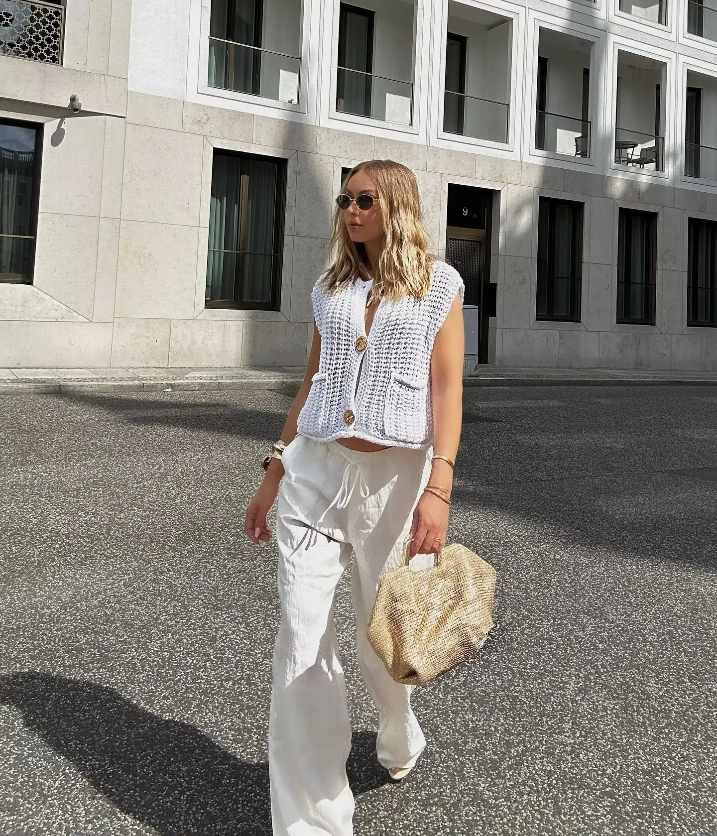 2025 Fall Clothes Korean Fashion Sweater Vests Women V Neck Blue Button-Up Front Pockets Sleeveless Cable Knit Cardigan Vest Red