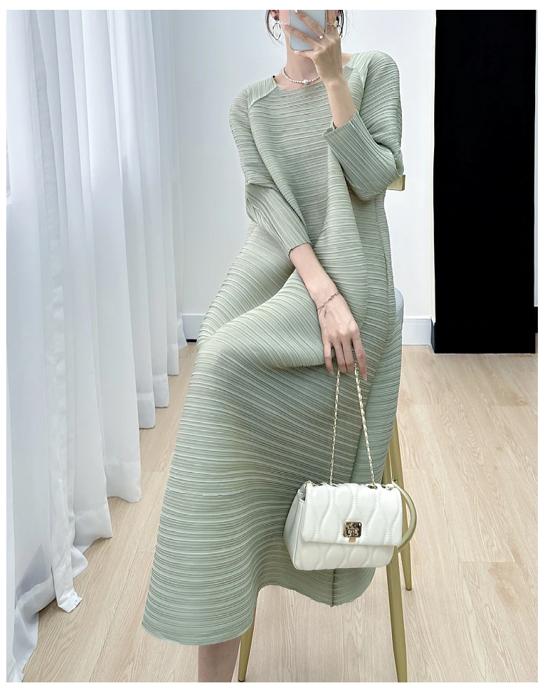 Miyake Pleated Full Sleeve Dress Women's 2025 Summer Korean Fashion Simple Round Neck Long Plus Size Medium Long Dress