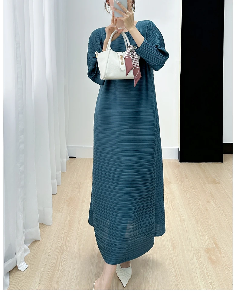 Miyake Pleated Full Sleeve Dress Women's 2025 Summer Korean Fashion Simple Round Neck Long Plus Size Medium Long Dress