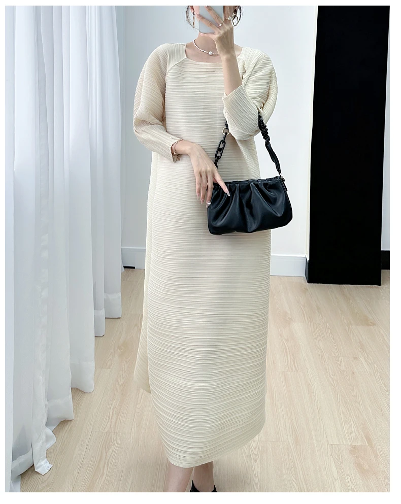 Miyake Pleated Full Sleeve Dress Women's 2025 Summer Korean Fashion Simple Round Neck Long Plus Size Medium Long Dress