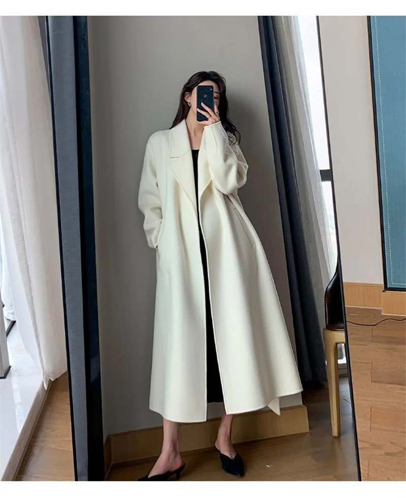 White Woolen Coat Women Autumn And Winter High-End Fashion Temperament Long Thick Blended Wool Windbreaker Female Jacket Belt 99
