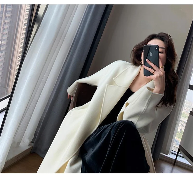 White Woolen Coat Women Autumn And Winter High-End Fashion Temperament Long Thick Blended Wool Windbreaker Female Jacket Belt 99
