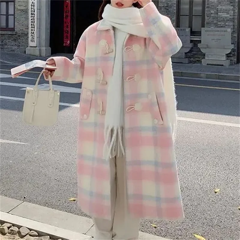 2023 Autumn and Winter New Loose Pink Cowhorn Button Woolen Coat Women's New Fat Sister Sweet Little Man Woolen Coat Commuter V1