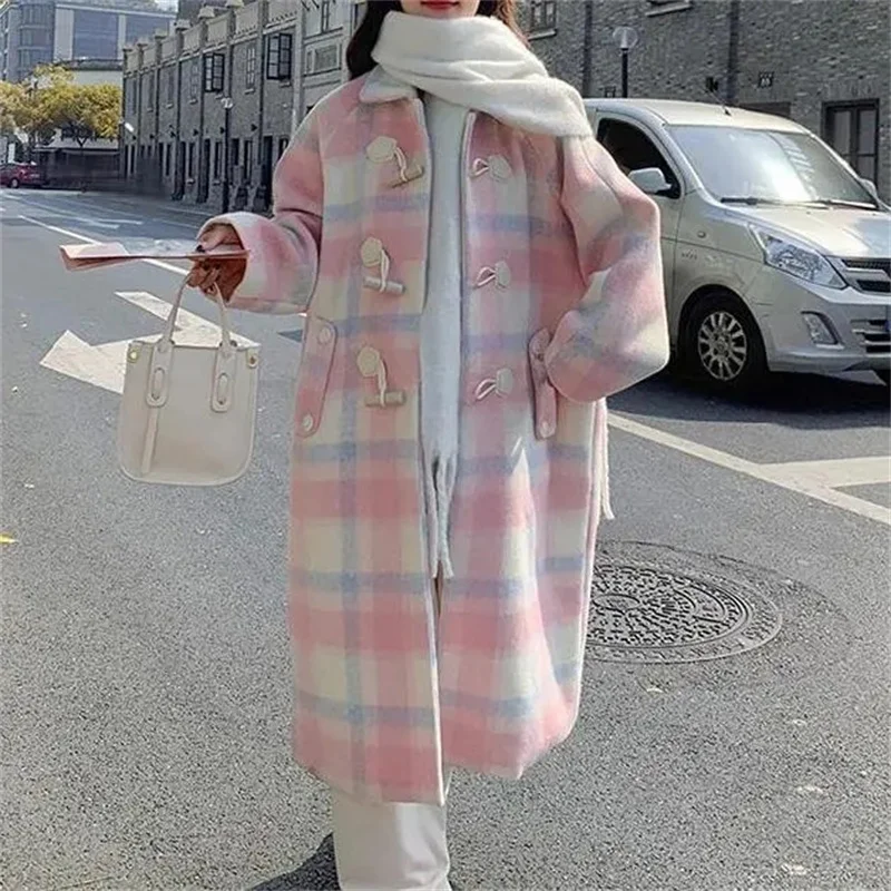 2023 Autumn and Winter New Loose Pink Cowhorn Button Woolen Coat Women's New Fat Sister Sweet Little Man Woolen Coat Commuter V1