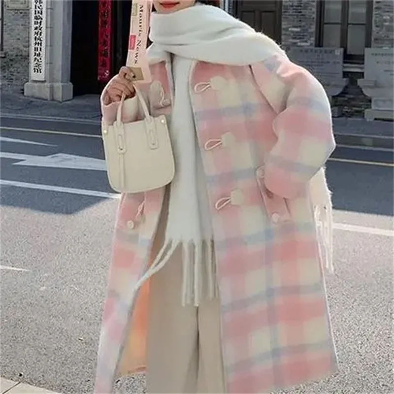 2023 Autumn and Winter New Loose Pink Cowhorn Button Woolen Coat Women's New Fat Sister Sweet Little Man Woolen Coat Commuter V1