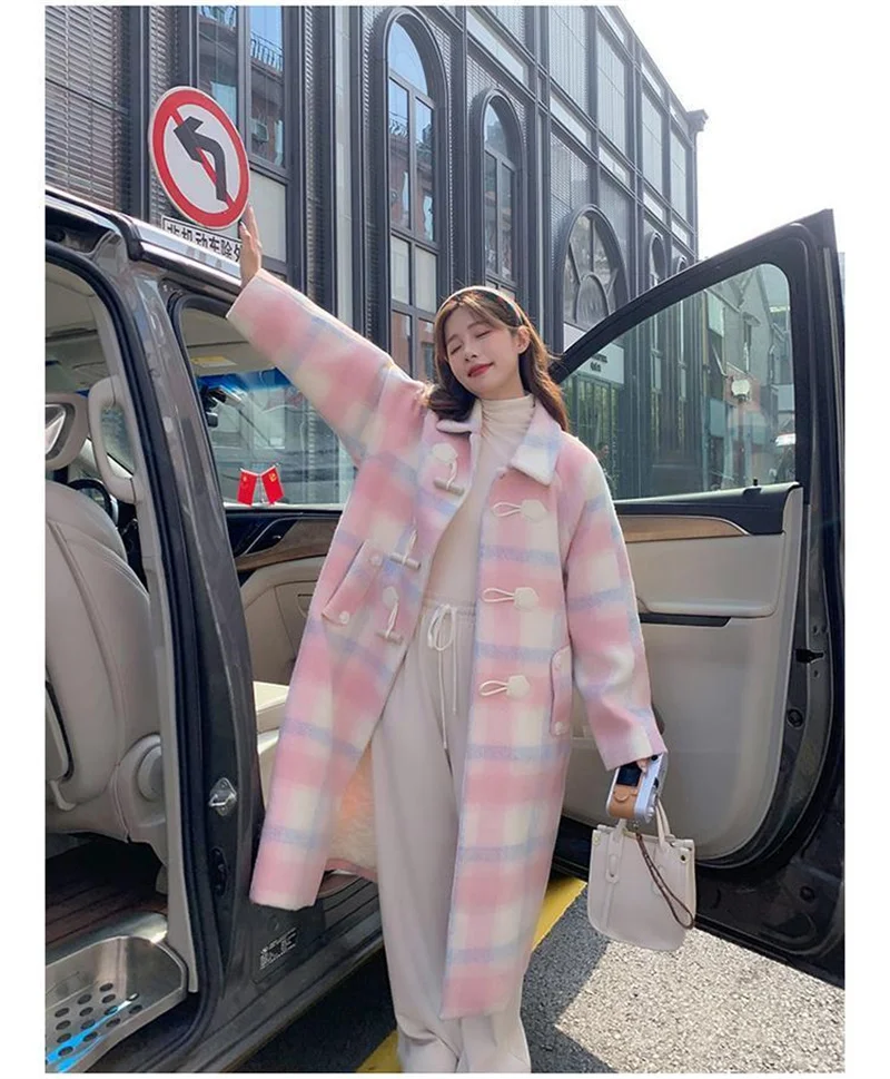 2023 Autumn and Winter New Loose Pink Cowhorn Button Woolen Coat Women's New Fat Sister Sweet Little Man Woolen Coat Commuter V1