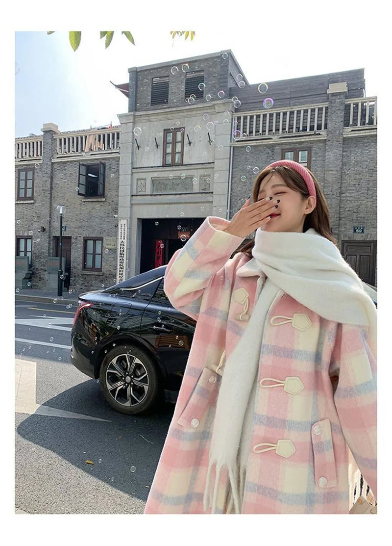2023 Autumn and Winter New Loose Pink Cowhorn Button Woolen Coat Women's New Fat Sister Sweet Little Man Woolen Coat Commuter V1