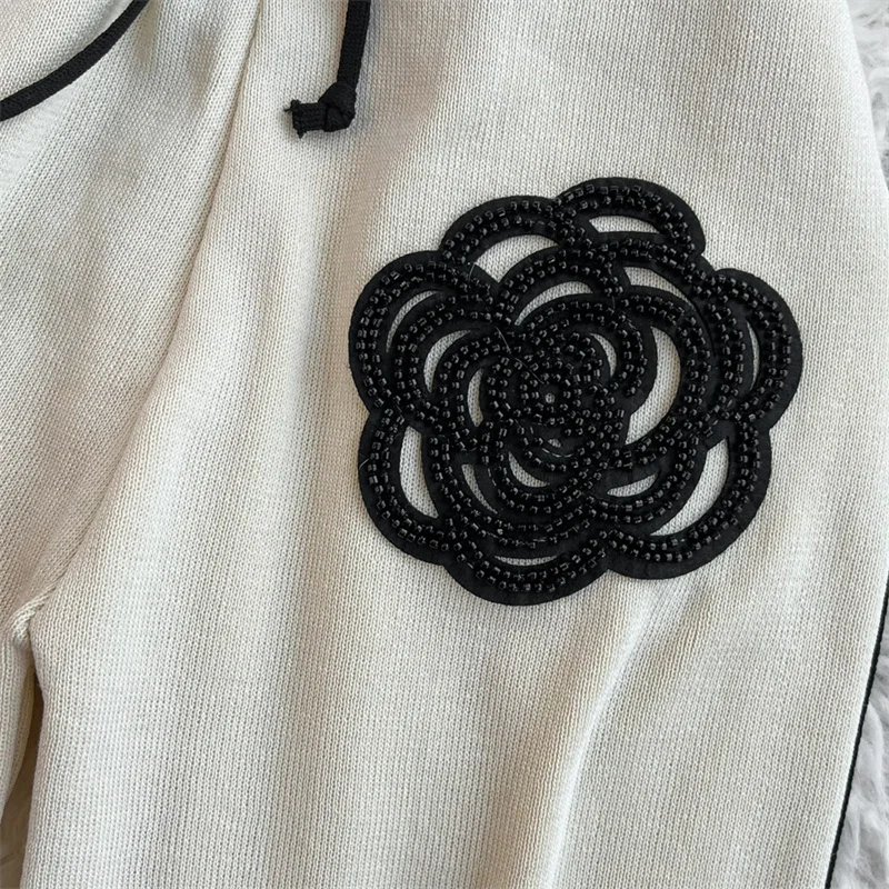 Women's Knitted Sets Tracksuit Pants Suits Autumn New Long Sleeve Flower Pullover Sweater + Wide Leg Pants Casual Two-piece Sets