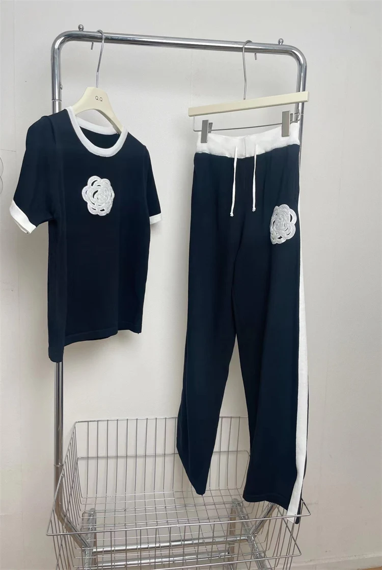 Women's Knitted Sets Tracksuit Pants Suits Autumn New Long Sleeve Flower Pullover Sweater + Wide Leg Pants Casual Two-piece Sets