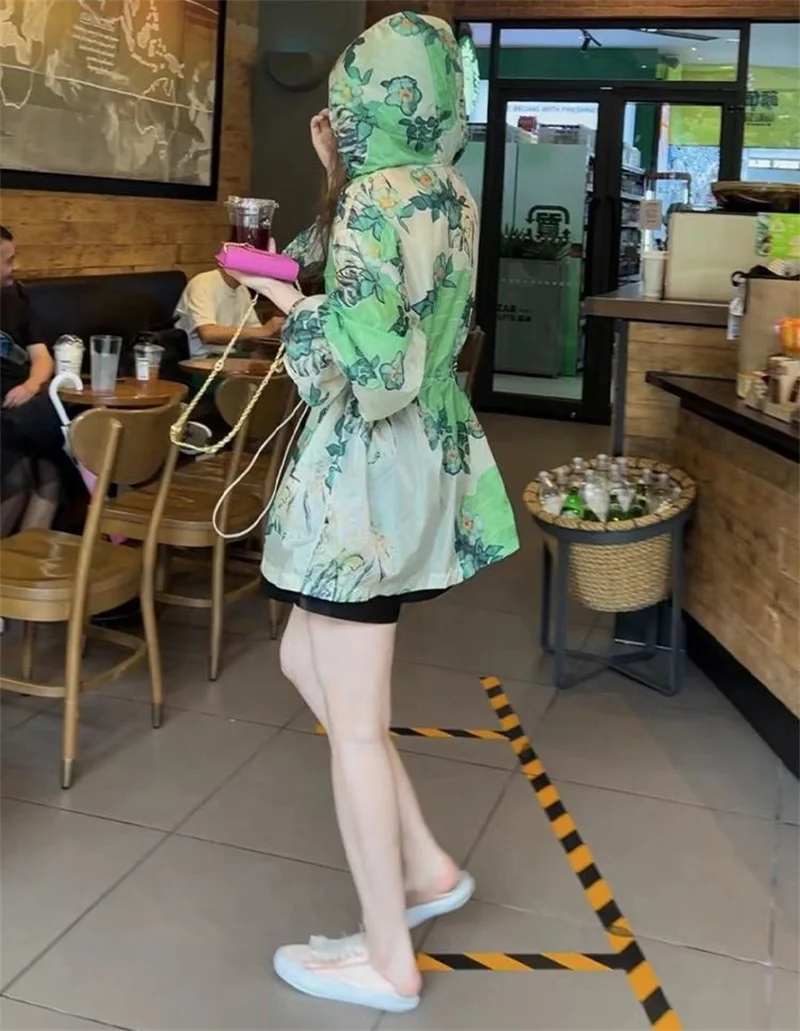 Summer Casual Hooded Sun Protection Clothes For Women's Korean Loose Fitting Floral Ice Silk Cardigan Fashion Top Jacket Thin