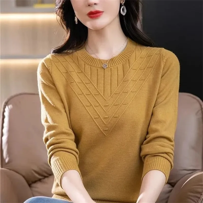 Women's Knitting Tops Autumn Winter 2025New Foreign Sweaters Mother's High Quality Loose Coat Slim Pullover Blouse Ladies Jacket