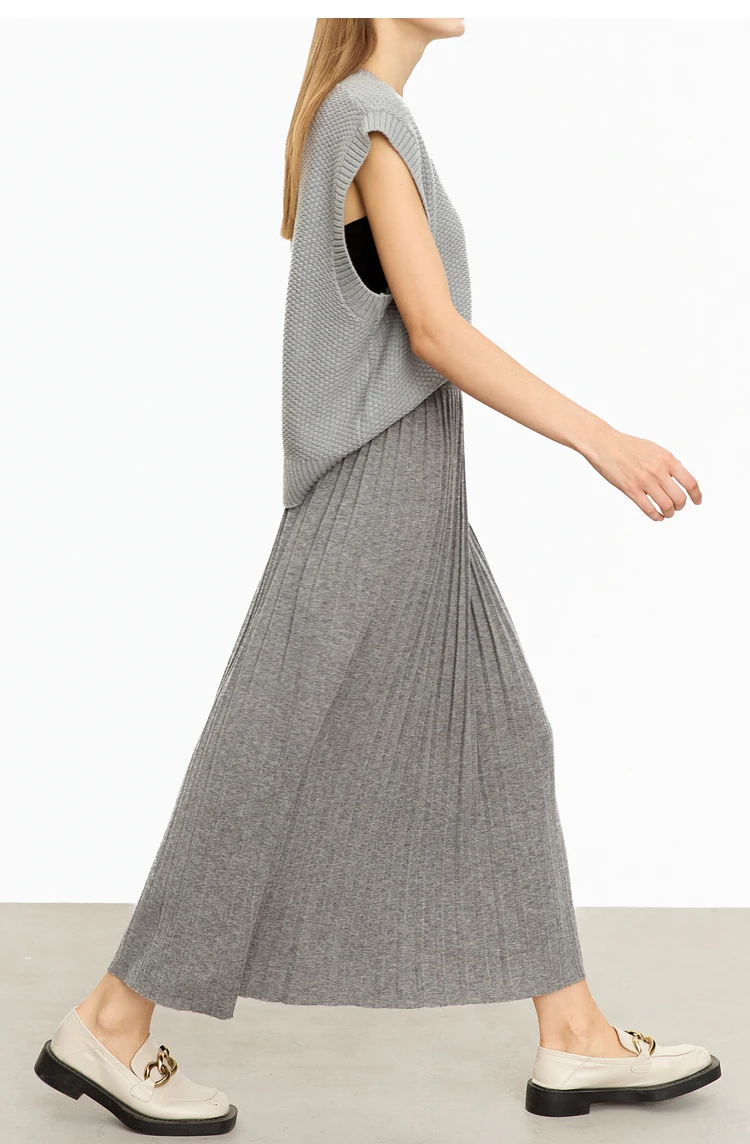 AMII Minimalist 2024 Pleated Skirt for Women Clothing Autumn New Loose Elastic Waist Knitted Ankle-length A-line Skirts 12323091