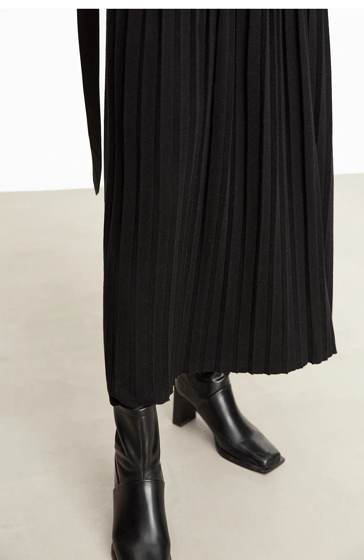 AMII Minimalist 2024 Pleated Skirt for Women Clothing Autumn New Loose Elastic Waist Knitted Ankle-length A-line Skirts 12323091