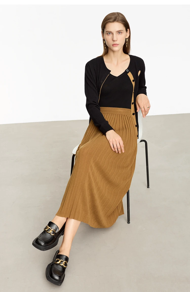 AMII Minimalist 2024 Pleated Skirt for Women Clothing Autumn New Loose Elastic Waist Knitted Ankle-length A-line Skirts 12323091