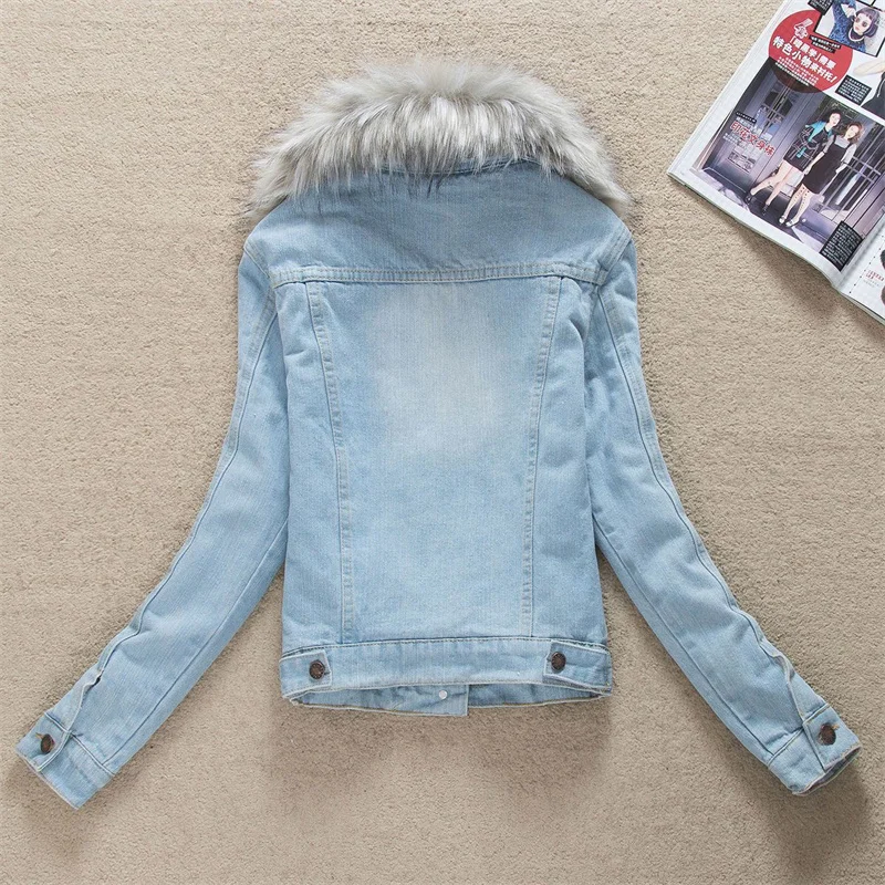2023 Autumn Winter Fleece Denim Jacket Women Big Fur Collar Short Coat Thicken Velvet Liner Warm Tops Lady Jean Coat Outerwear