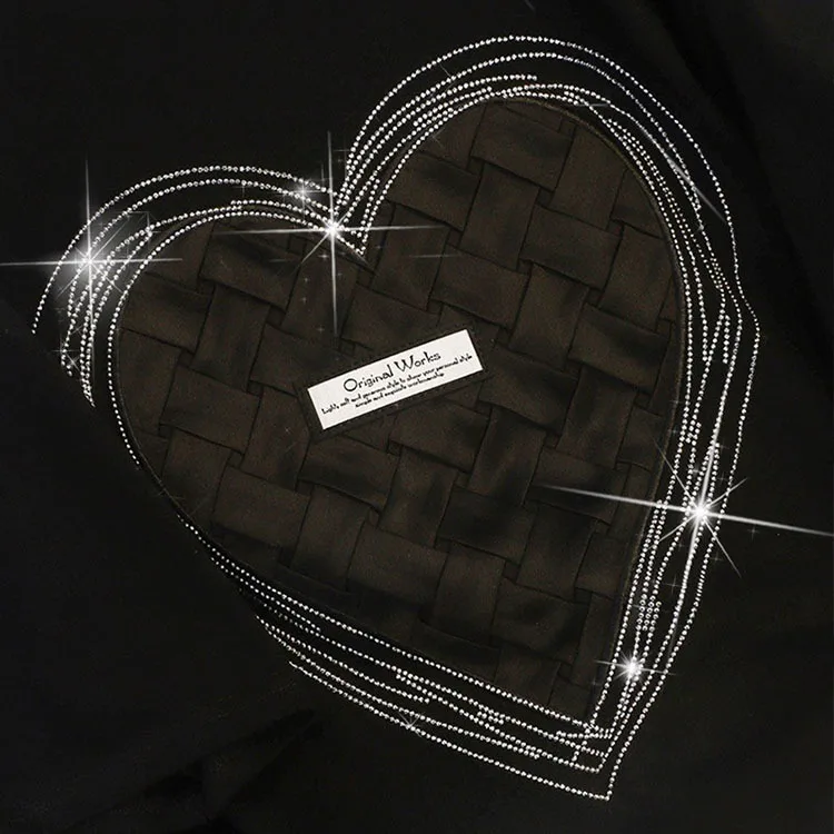 2022 New Short-sleeved T-shirt Women's Hot Drilling Love Heart T shirts Fashion Women Tees Plus size L-4XL 45-150KG