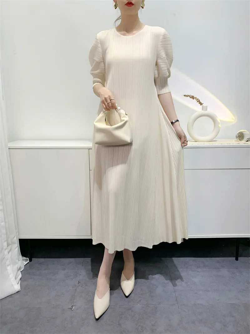 YUDX Miyake Pleated Fashion Women's Dresses Loose Plus Size Medium-length Round Neck Short-sleeved Girls Dresses 2024 Summer New