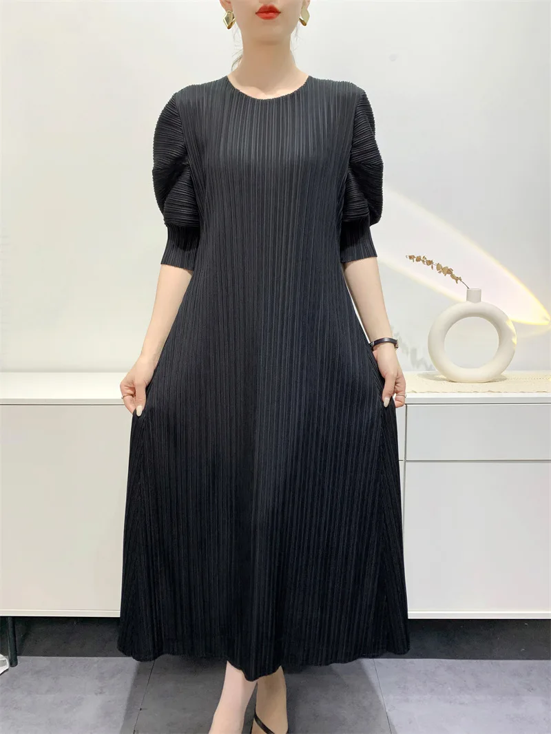 YUDX Miyake Pleated Fashion Women's Dresses Loose Plus Size Medium-length Round Neck Short-sleeved Girls Dresses 2024 Summer New