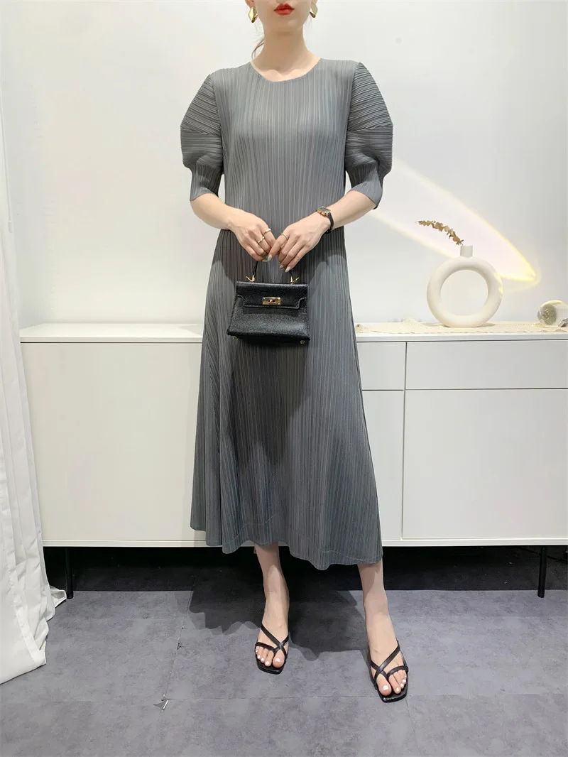 YUDX Miyake Pleated Fashion Women's Dresses Loose Plus Size Medium-length Round Neck Short-sleeved Girls Dresses 2024 Summer New