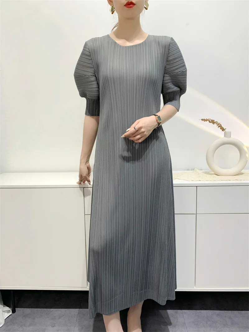 YUDX Miyake Pleated Fashion Women's Dresses Loose Plus Size Medium-length Round Neck Short-sleeved Girls Dresses 2024 Summer New